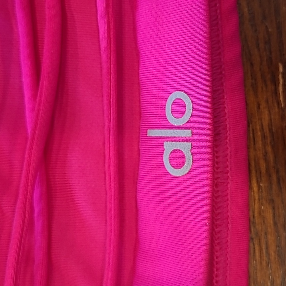 Alo Yoga Pink Lace-Up Sports Bra - Picture 5 of 6